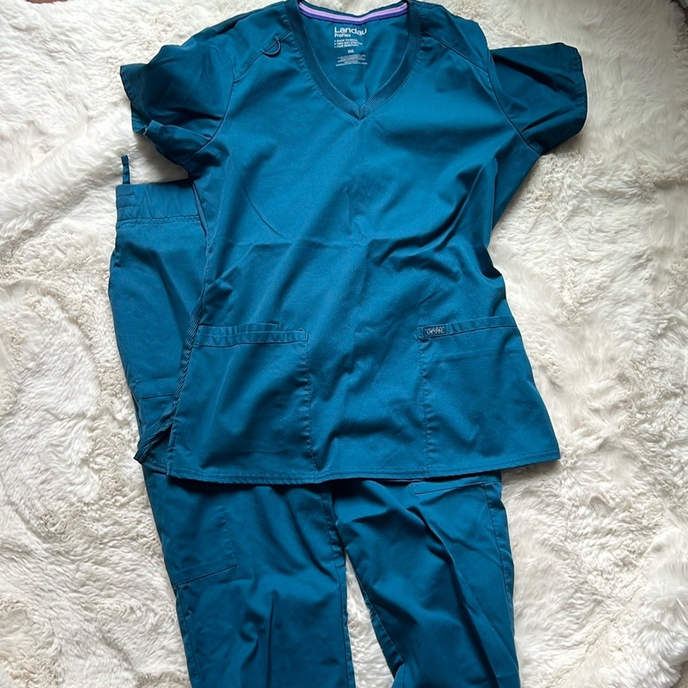 Landau turquoise scrubs set